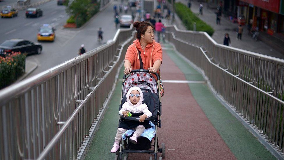 China: The men who are single and the women who don't want kids