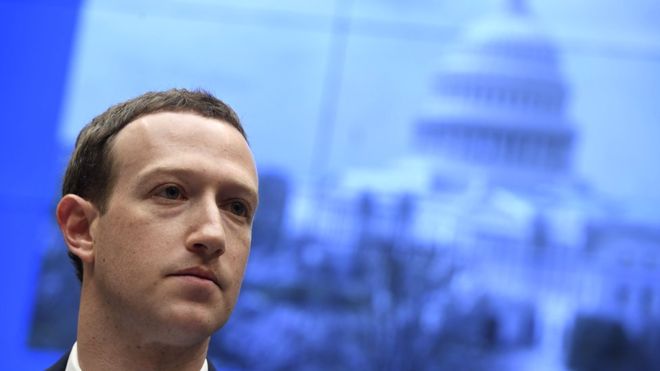 Facebook removes Trump ad over 'Nazi hate symbol'