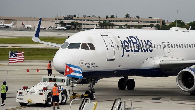 US suspends private charter flights to Cuba