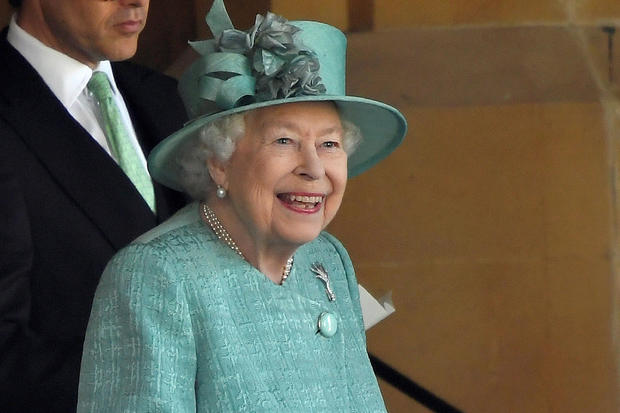 Queen Elizabeth celebrates 94th birthday with socially distanced ceremony at Windsor Castle