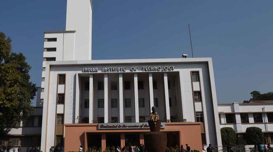 IIT Kharagpur students want hostel fees waived