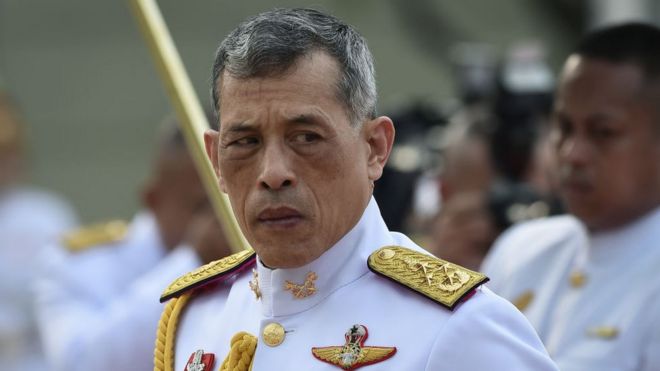 Facebook blocks Thai access to group critical of monarchy