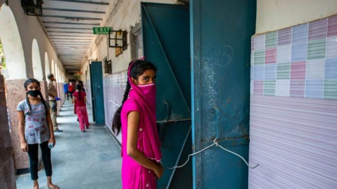 Coronavirus: How Delhi 'wasted' lockdown to become India's biggest hotspot